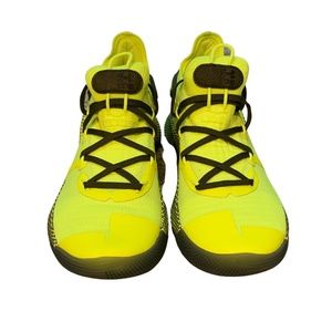 Curry 6 Coy Fish Men Size 7.5